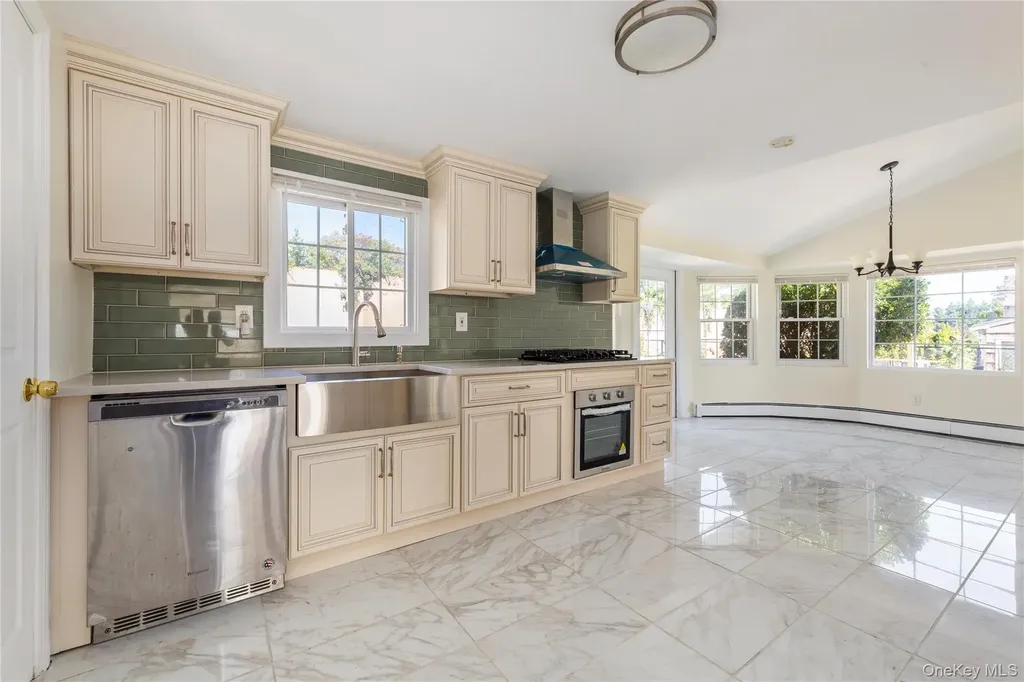 44 Apple Tree Drive Hauppauge NY 11788