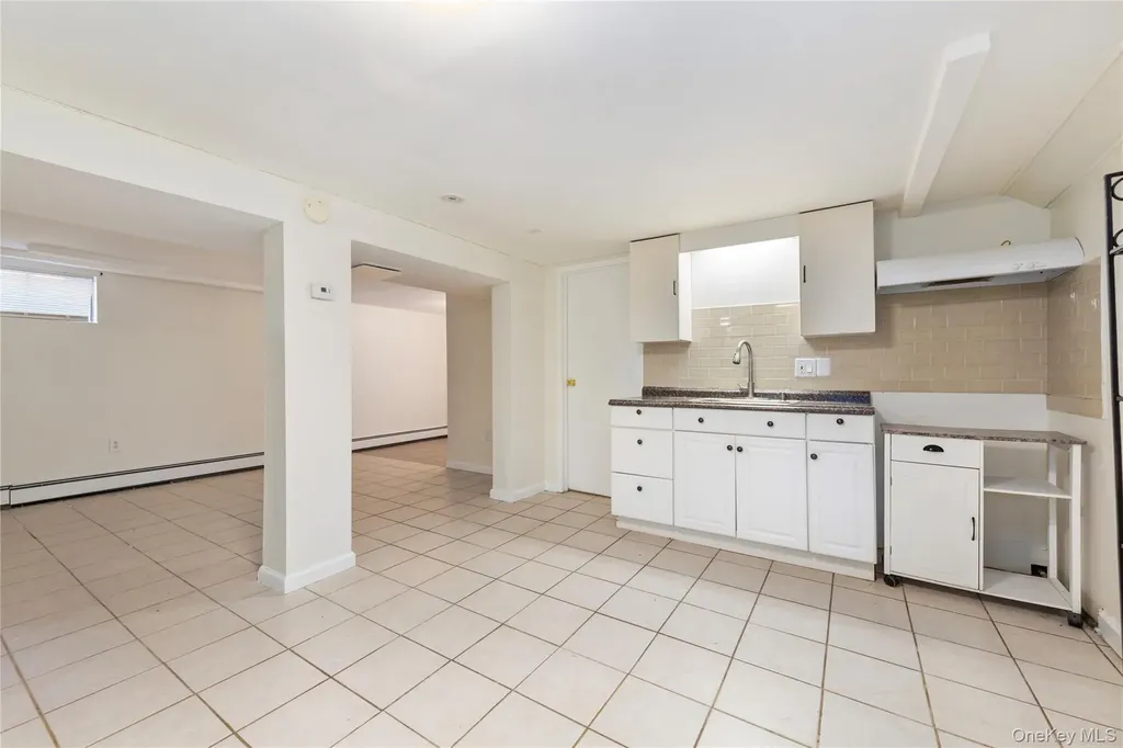 44 Apple Tree Drive Hauppauge NY 11788