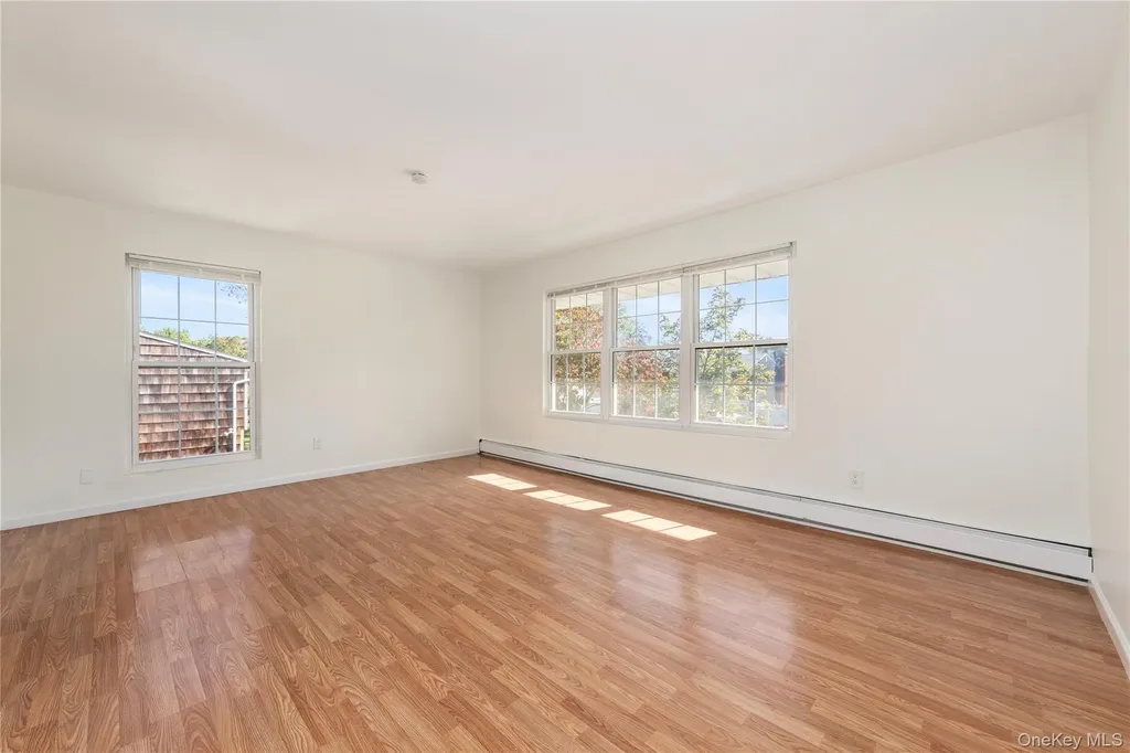 44 Apple Tree Drive Hauppauge NY 11788