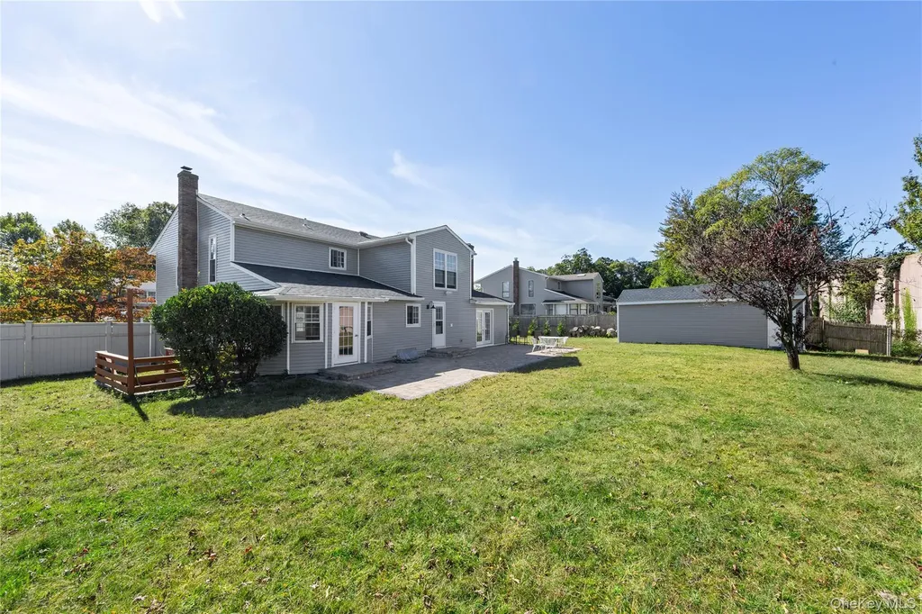 44 Apple Tree Drive Hauppauge NY 11788