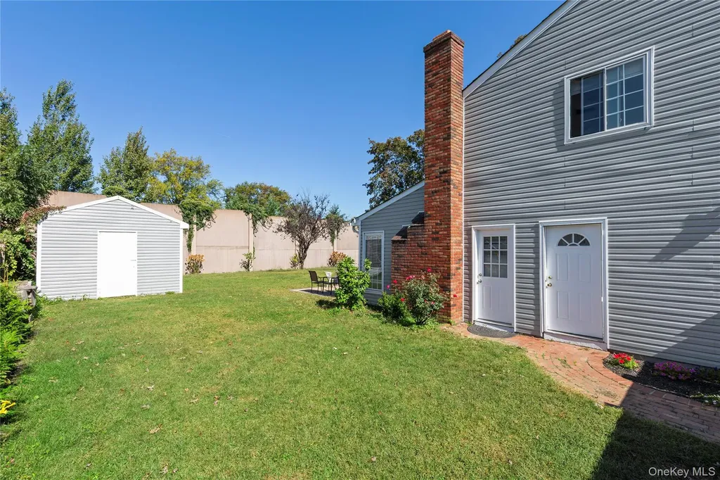44 Apple Tree Drive Hauppauge NY 11788