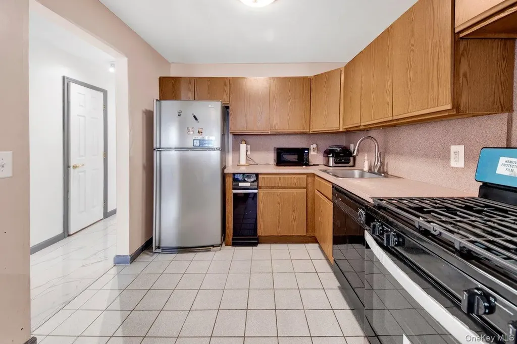 203 White Plains Road Bronx NY 10473