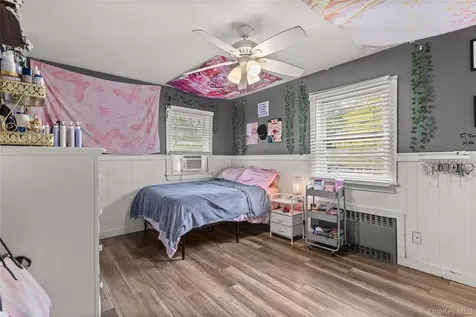 19 Gamecock Lane Babylon NY 11702