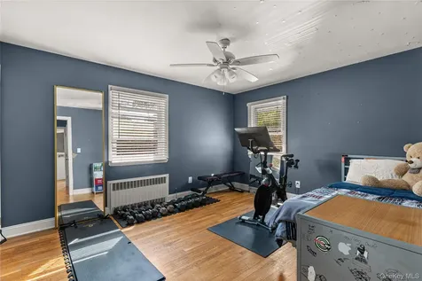 19 Gamecock Lane Babylon NY 11702