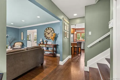 19 Gamecock Lane Babylon NY 11702