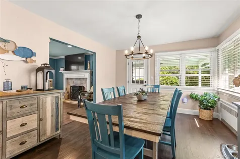 19 Gamecock Lane Babylon NY 11702