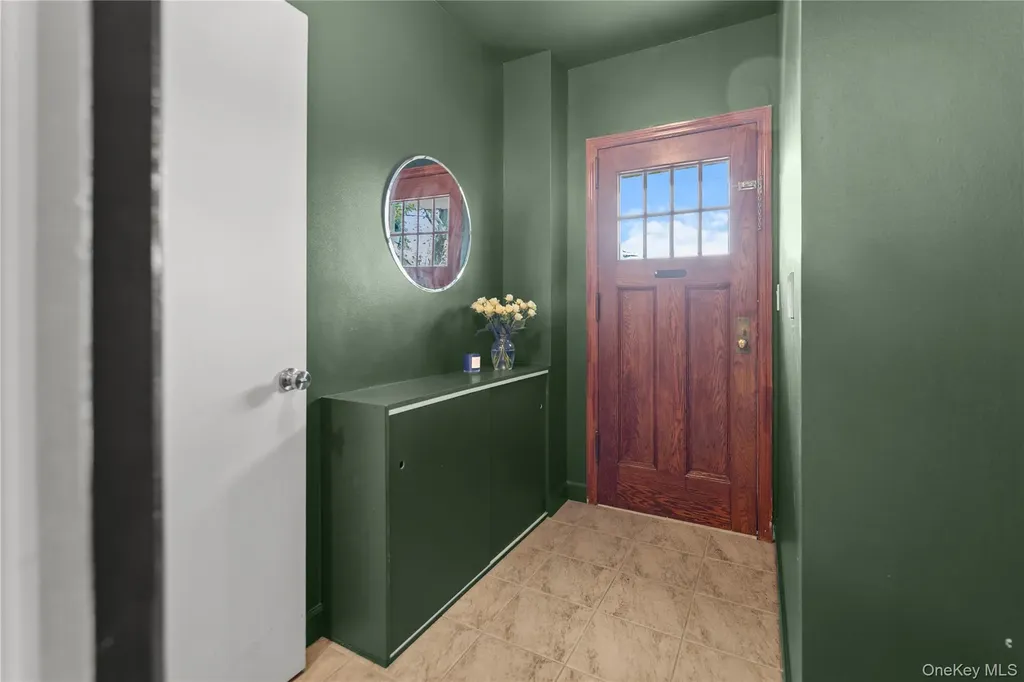 6143 55th Street Maspeth NY 11378