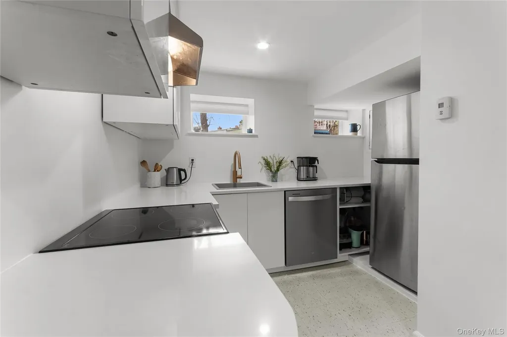 6143 55th Street Maspeth NY 11378