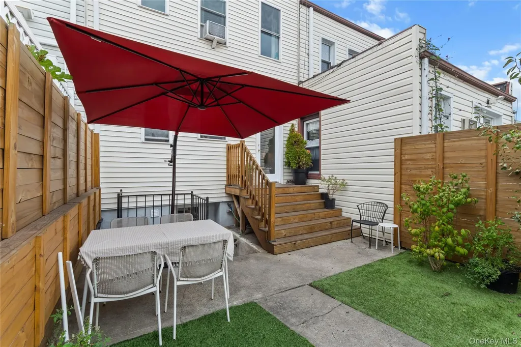 6143 55th Street Maspeth NY 11378