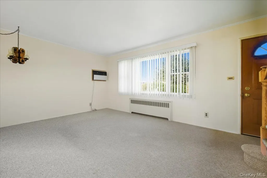 2846 Walter Road Wantagh NY 11793