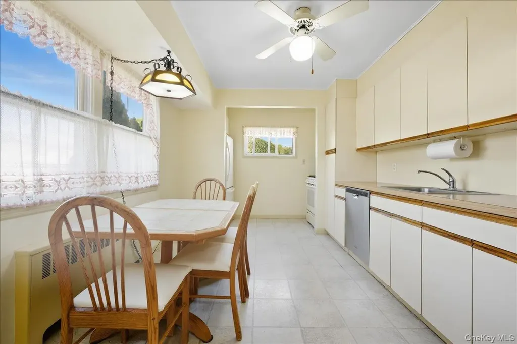 2846 Walter Road Wantagh NY 11793