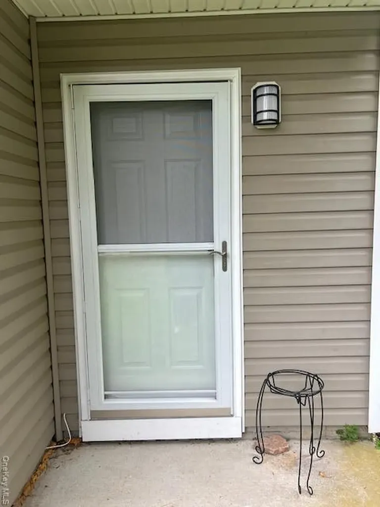 55 Chardonnay Drive Coram NY 11727