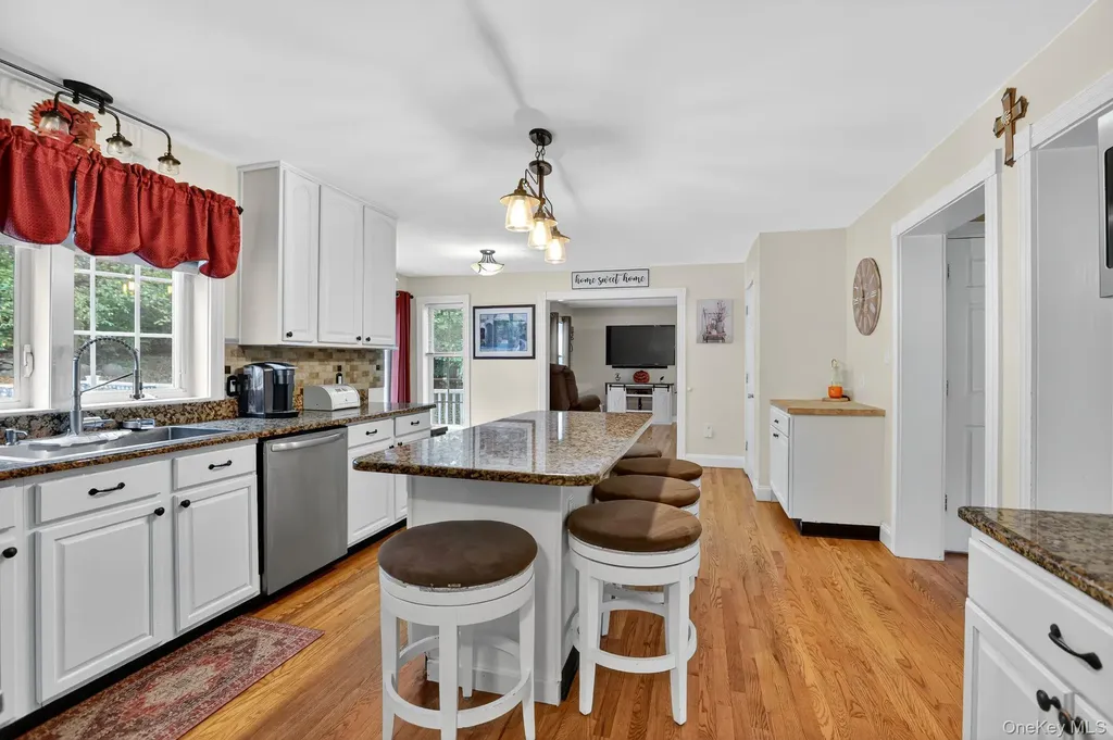 39 W Forest Trail Holmes NY 12531