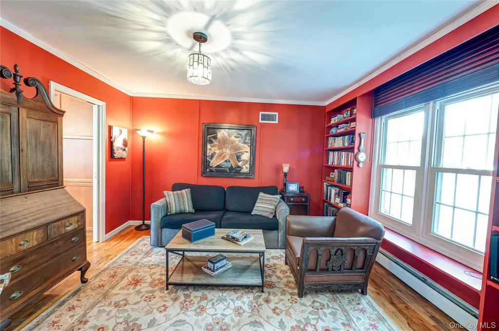 62 Wichard Boulevard Commack NY 11725