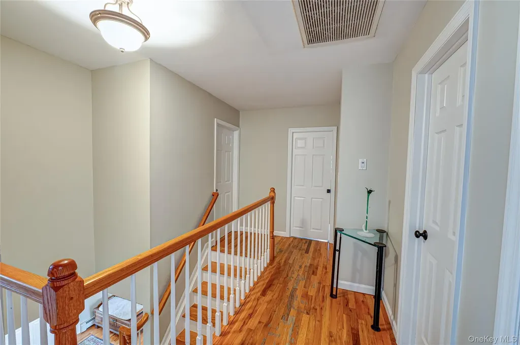 62 Wichard Boulevard Commack NY 11725