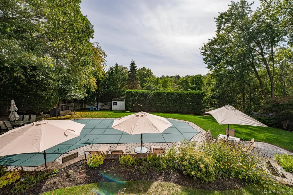 62 Wichard Boulevard Commack NY 11725
