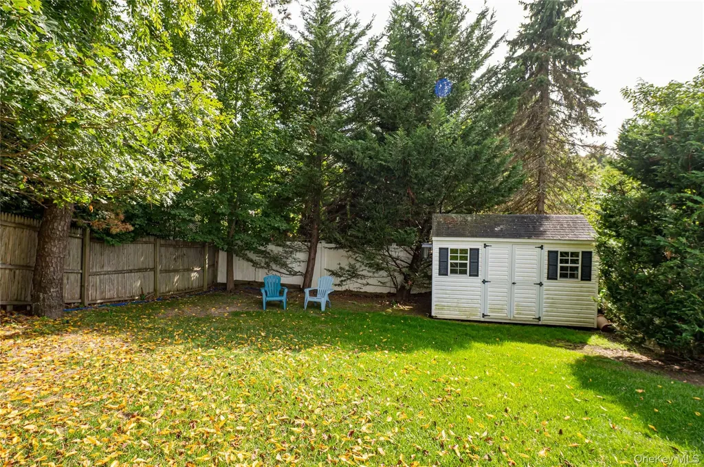 62 Wichard Boulevard Commack NY 11725