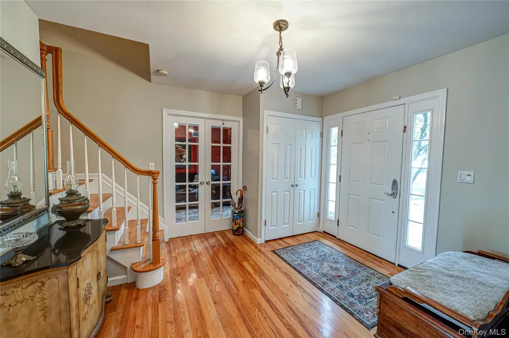 62 Wichard Boulevard Commack NY 11725