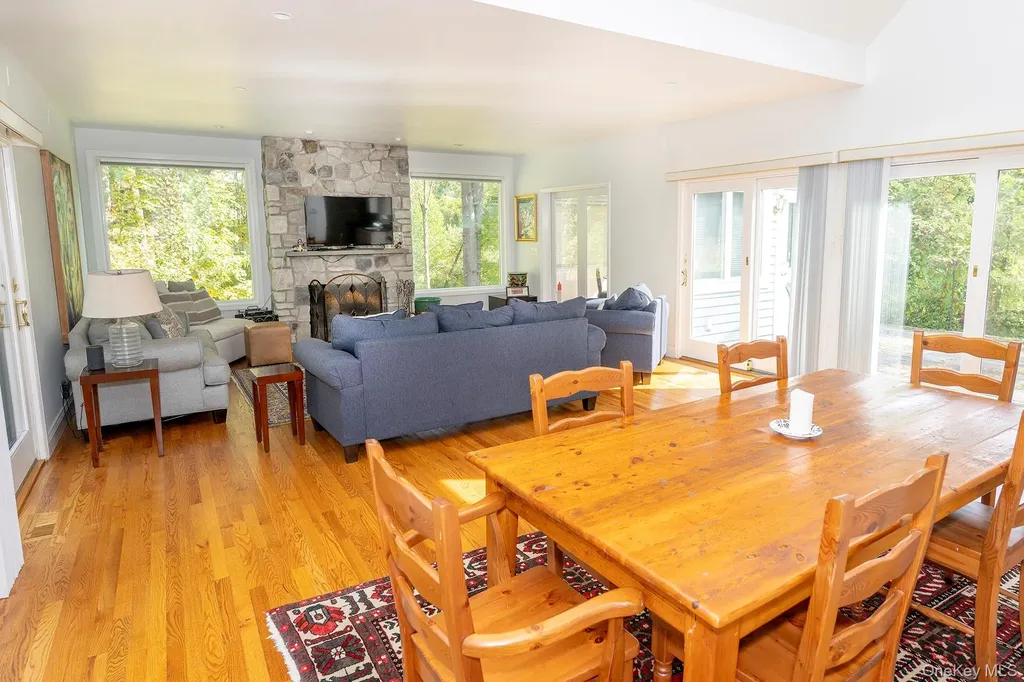 28 Clinton Corners Road Salt Point NY 12578