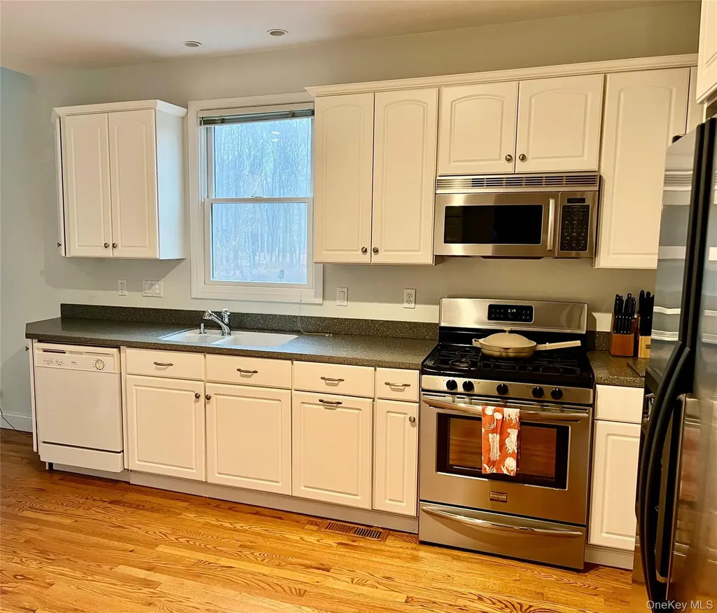 28 Clinton Corners Road Salt Point NY 12578
