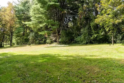 28 Clinton Corners Road Salt Point NY 12578