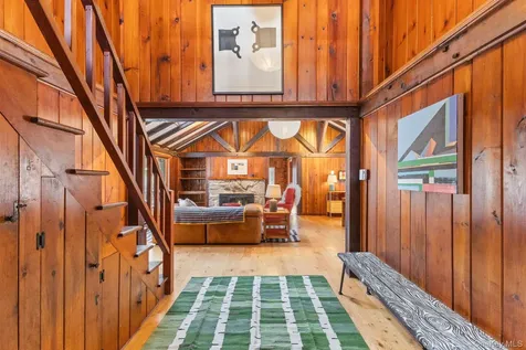 31 Barrett Circle Court Carmel NY 10512