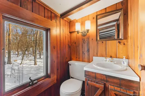 31 Barrett Circle Court Carmel NY 10512