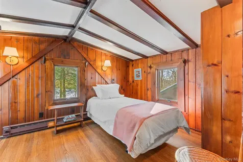 31 Barrett Circle Court Carmel NY 10512