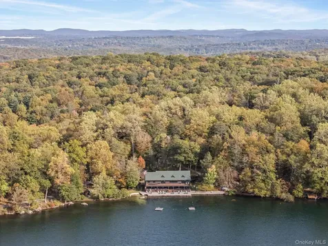 31 Barrett Circle Court Carmel NY 10512