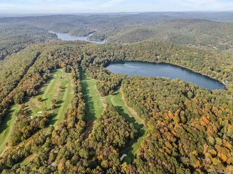 31 Barrett Circle Court Carmel NY 10512