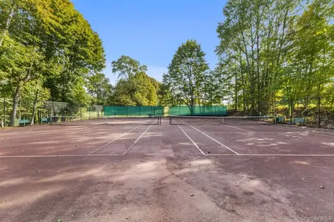 31 Barrett Circle Court Carmel NY 10512