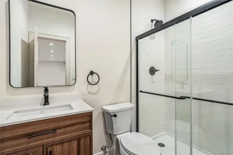 908 Maple Lane East Meadow NY 11554