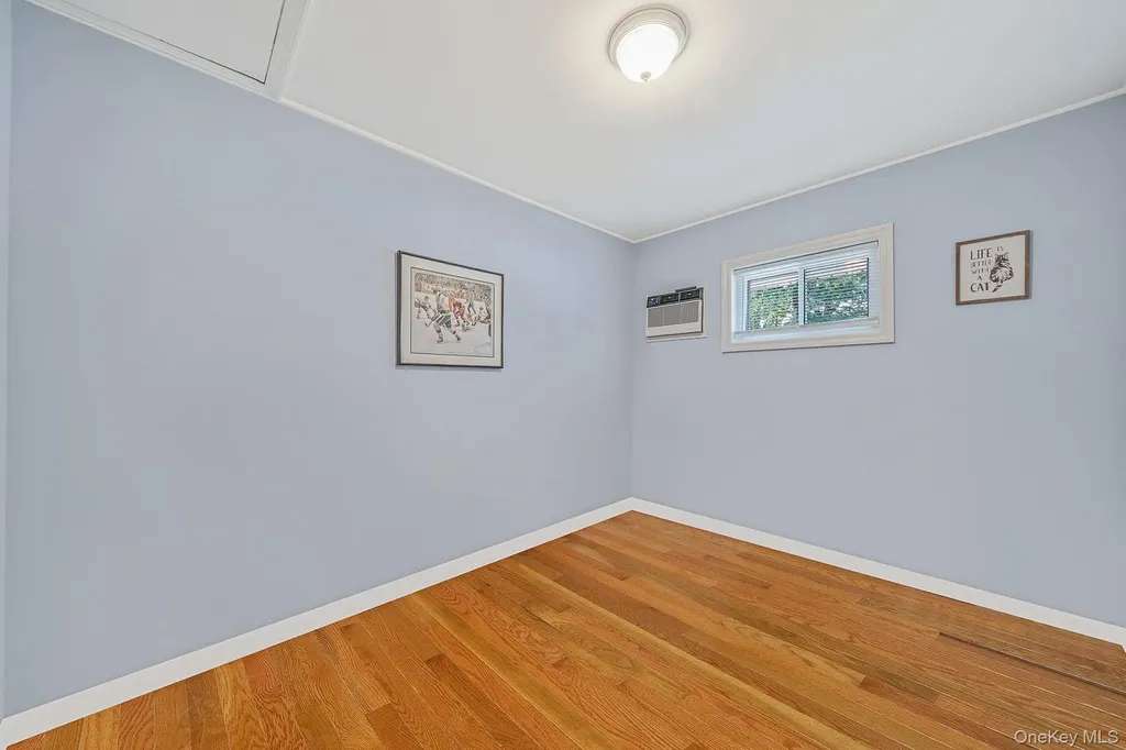 5 Hileen Drive Kings Park NY 11754