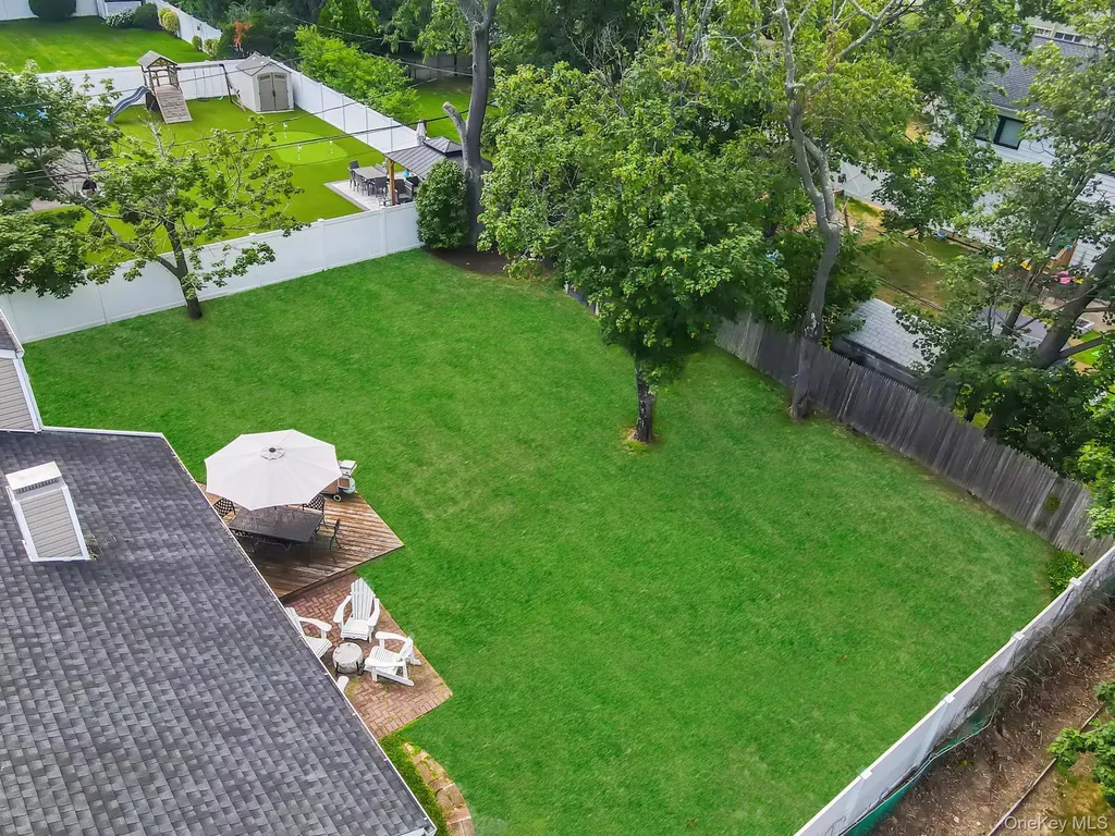 5 Hileen Drive Kings Park NY 11754