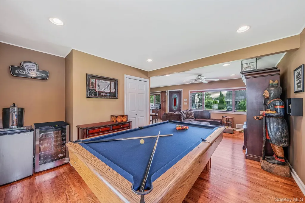 5 Hileen Drive Kings Park NY 11754