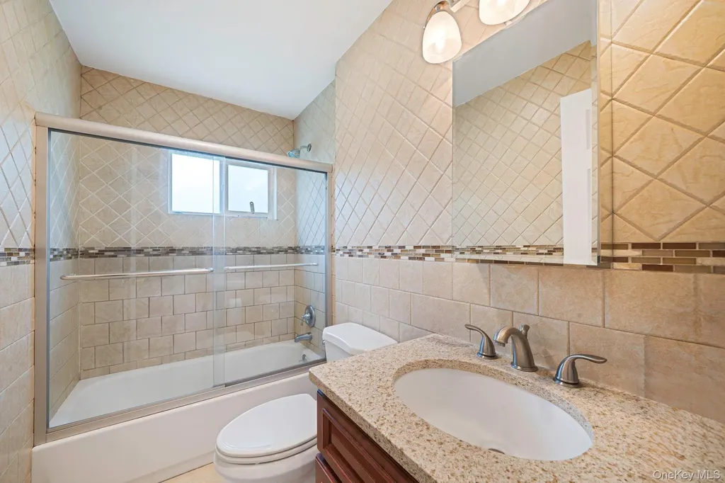 5 Hileen Drive Kings Park NY 11754