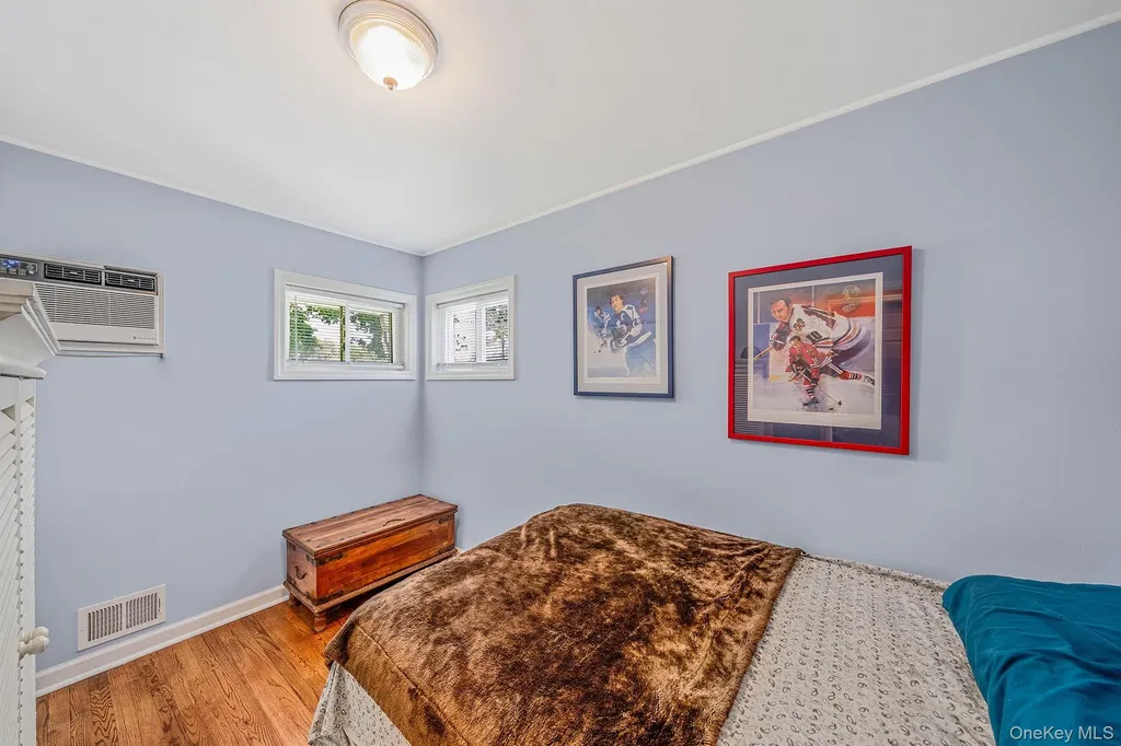 5 Hileen Drive Kings Park NY 11754