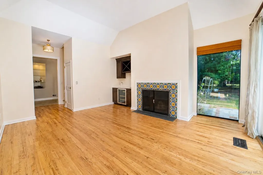 704 Short Beach Road Nissequogue NY 11780