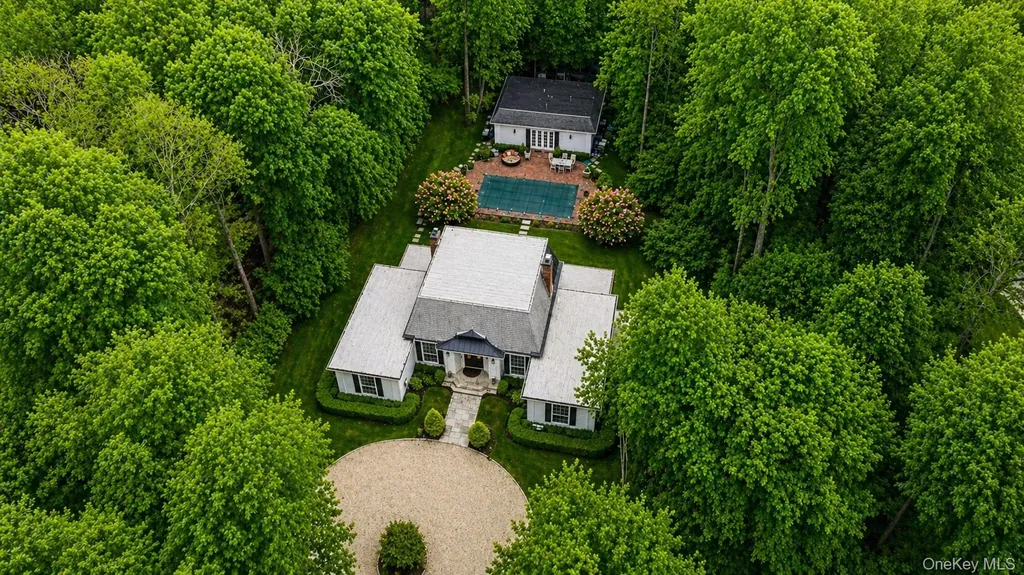 704 Short Beach Road Nissequogue NY 11780