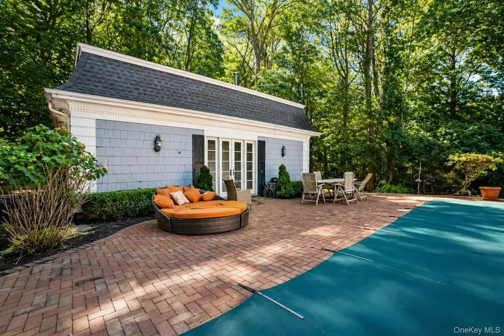 704 Short Beach Road Nissequogue NY 11780