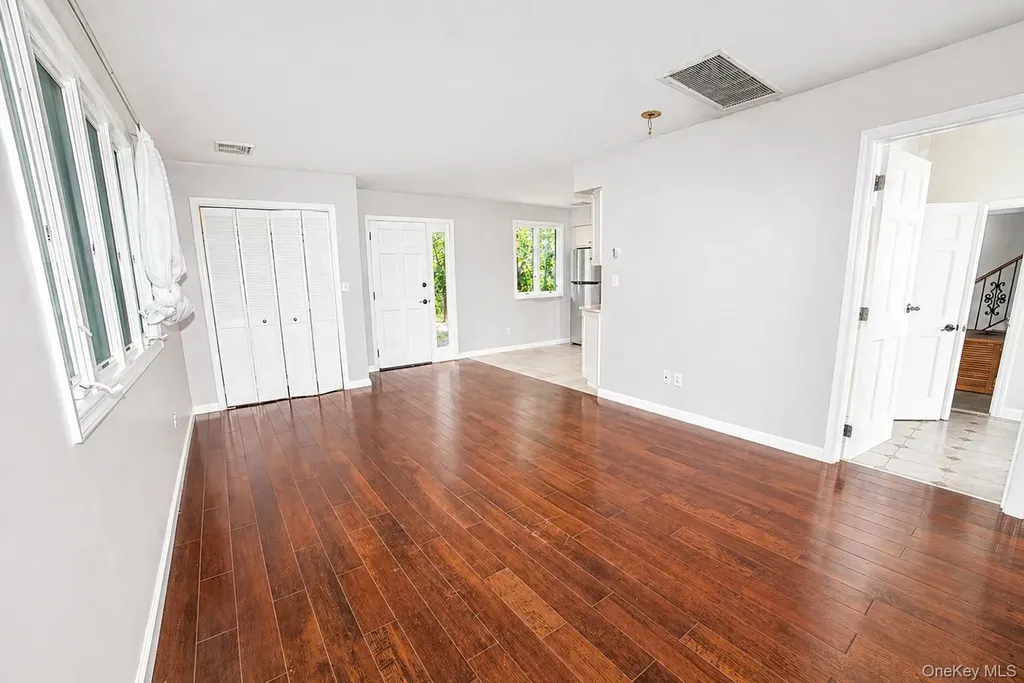 704 Short Beach Road Nissequogue NY 11780