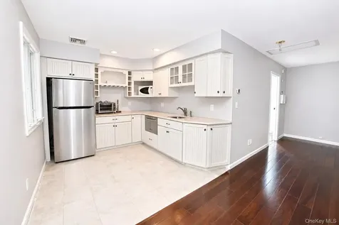 704 Short Beach Road Nissequogue NY 11780