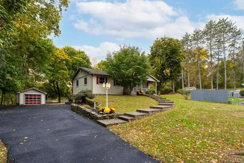 46 Waring Road Newburgh NY 12550