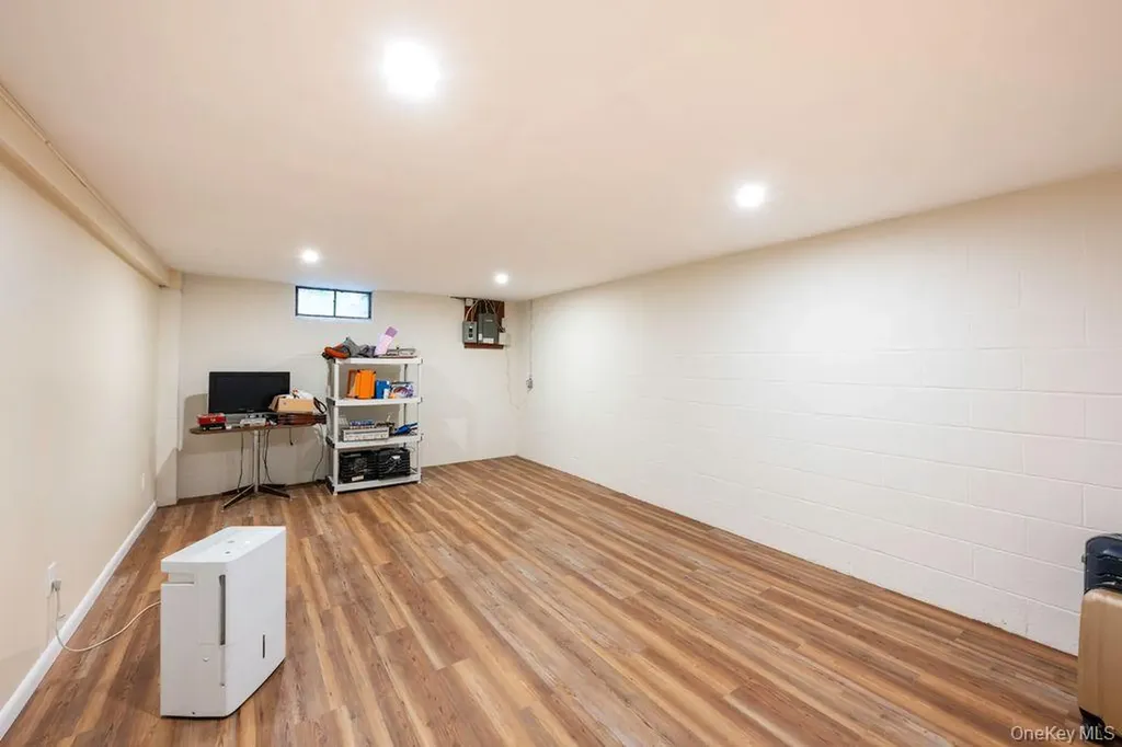 46 Waring Road Newburgh NY 12550