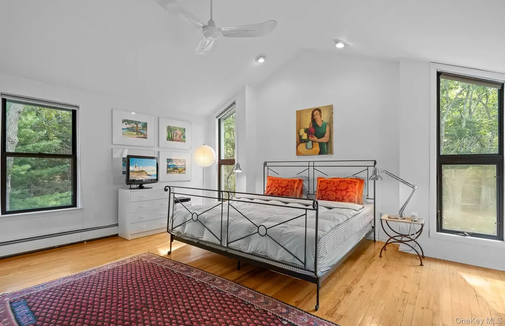 12 Todd Drive East Hampton NY 11937