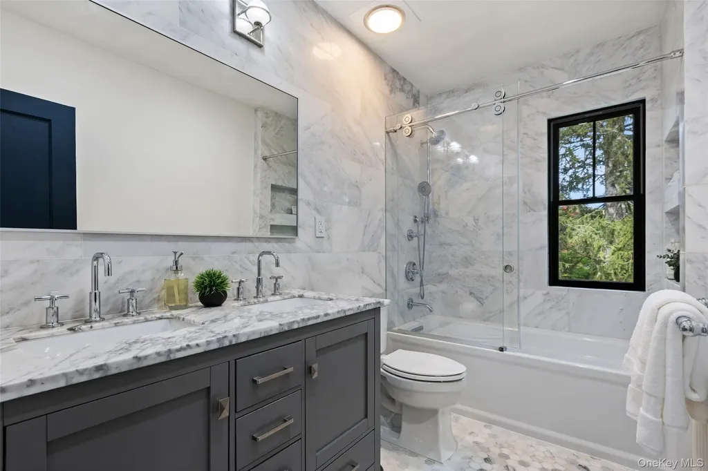 1064 Dobbs Ferry Road White Plains NY 10607