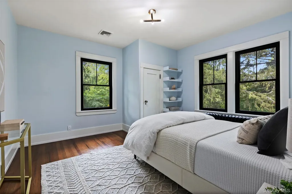 1064 Dobbs Ferry Road White Plains NY 10607