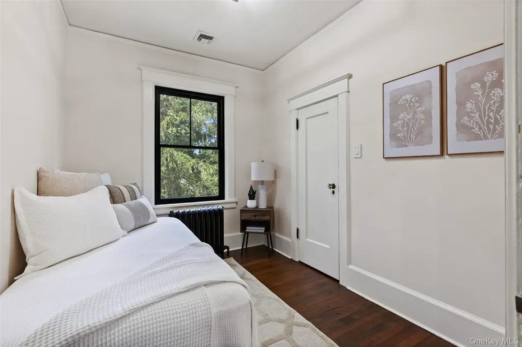 1064 Dobbs Ferry Road White Plains NY 10607