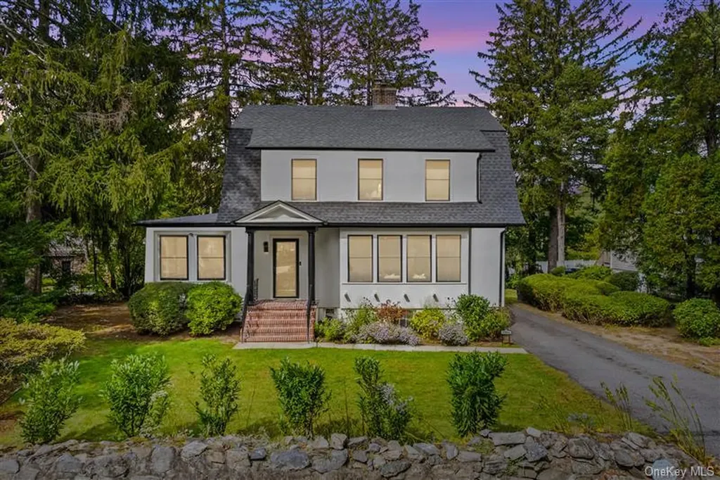 1064 Dobbs Ferry Road White Plains NY 10607