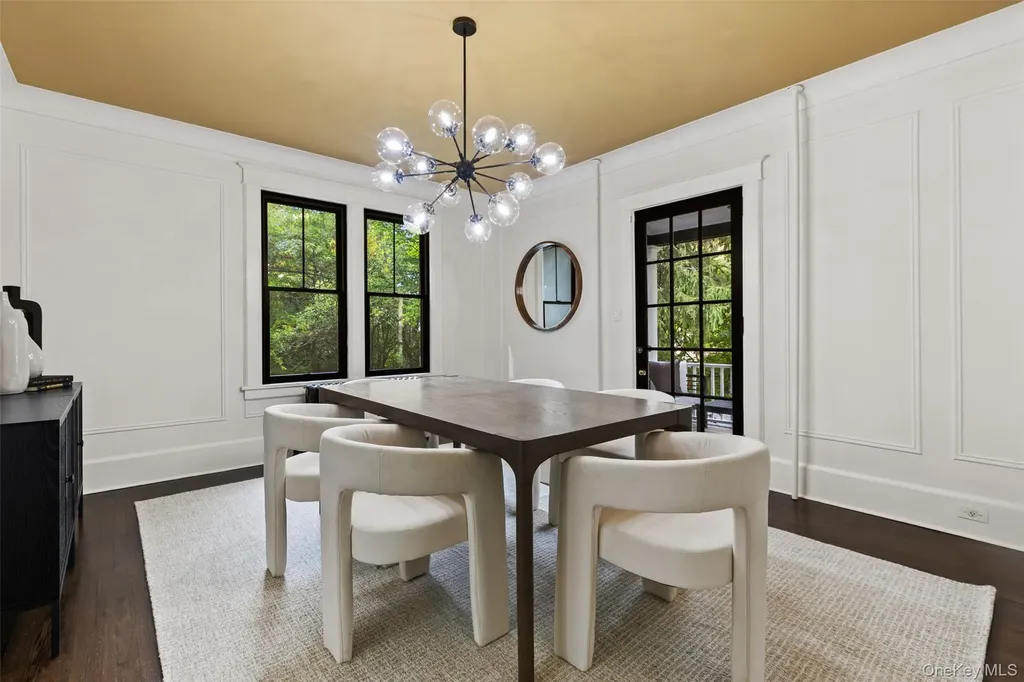 1064 Dobbs Ferry Road White Plains NY 10607